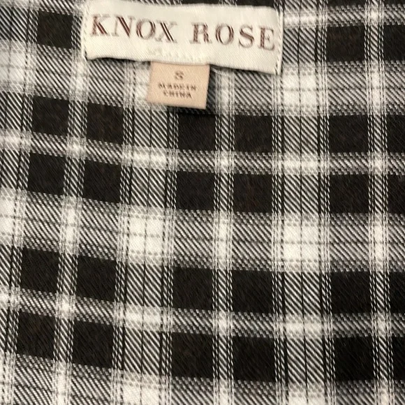 NWOT Knox Rose Shawl - Picture 2 of 5
